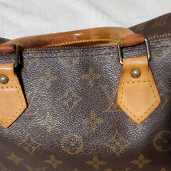 SOLD! BUNDLE Speedy 35 & Trifold Wallet - Picture 10 of 16